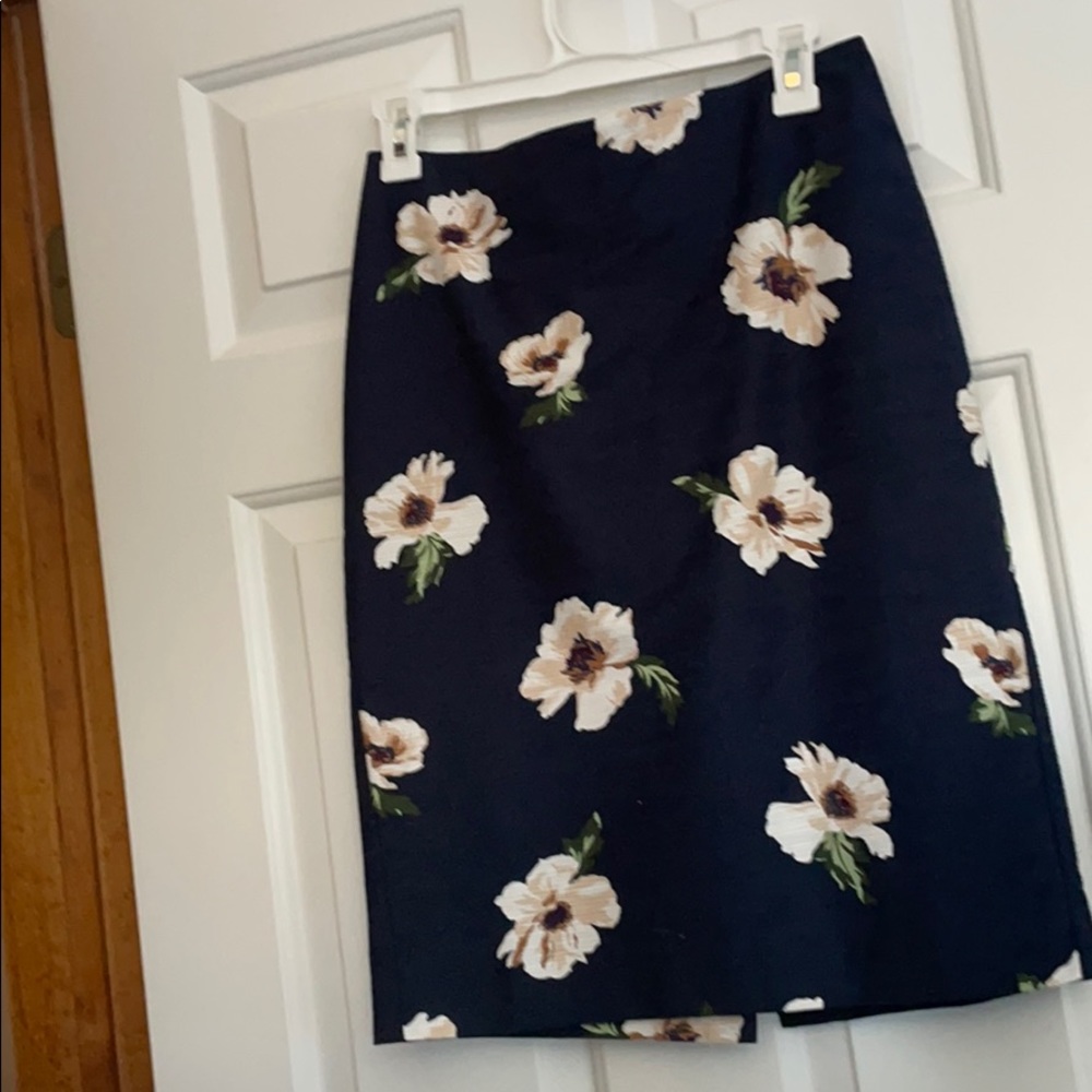 Floral pencil skirt